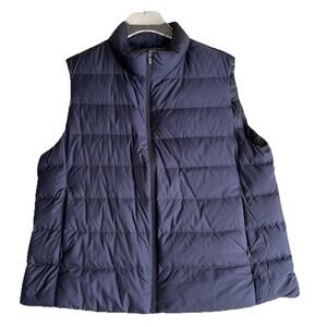 NWT UNIQLO Women Ultra Light Down Vest Navy XL Packable Travel Layer Outdoor